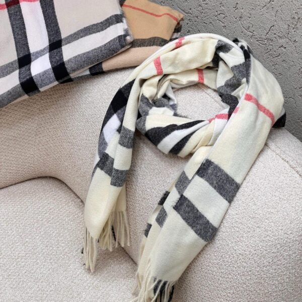 Scarfs