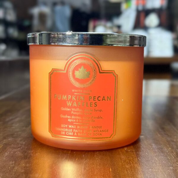 Bath & Body Works Pumpkin Pecan Waffles 3-Wick Candle